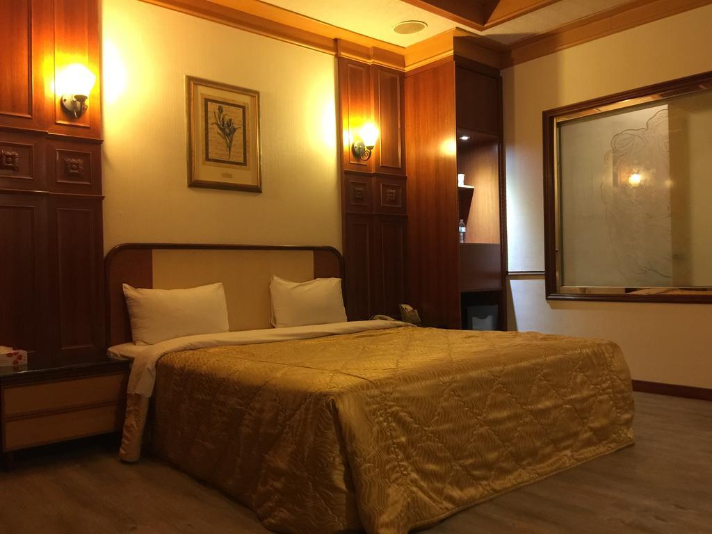 טאינאן Changsing Business Motel מראה חיצוני תמונה