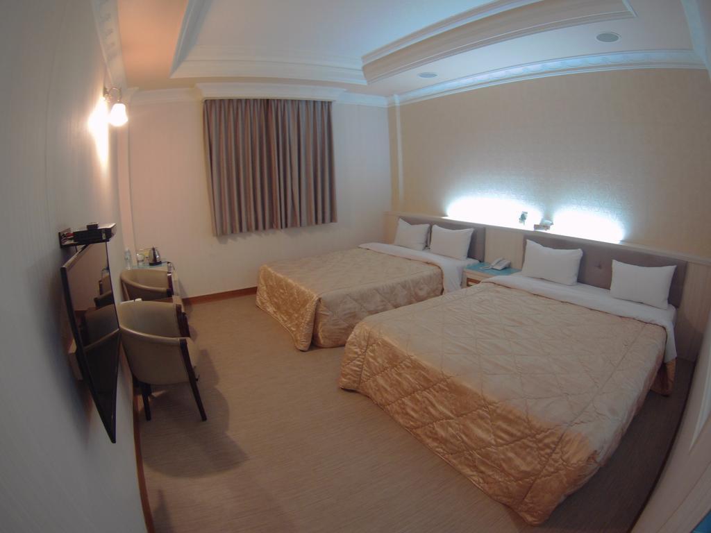 טאינאן Changsing Business Motel מראה חיצוני תמונה