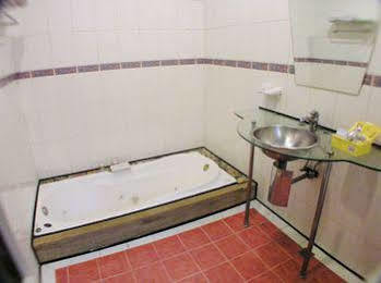 טאינאן Changsing Business Motel מראה חיצוני תמונה